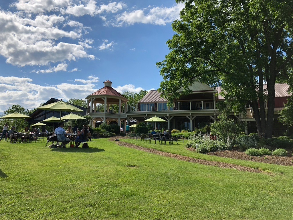 is the cana winery open on 4th july